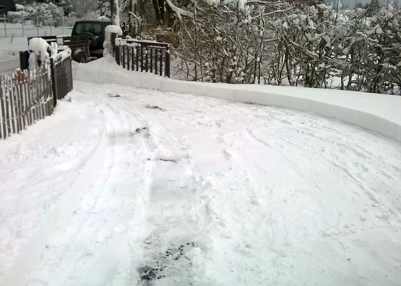 déneigement d'une route à Verviers